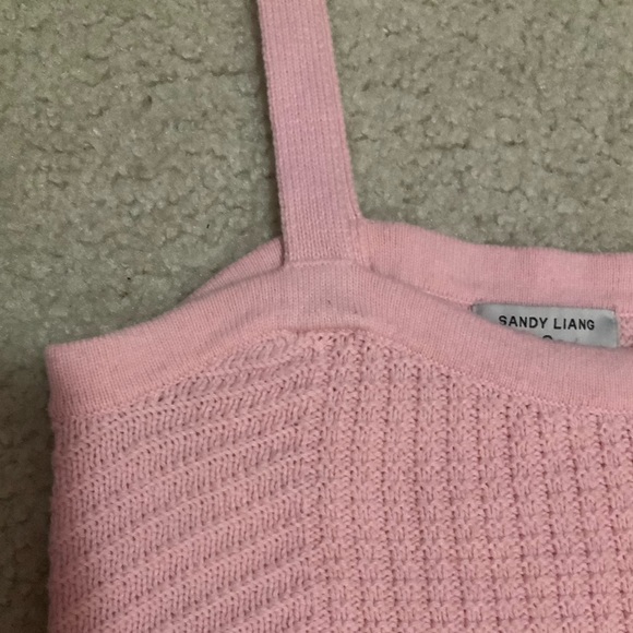 pink knitted tank top - Picture 2 of 3